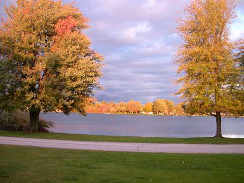 A Lake Side B&B